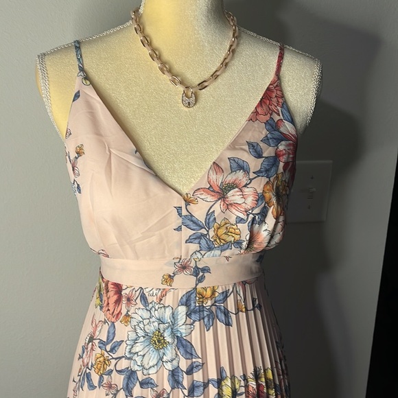 Thirty Thirty Dress. - Picture 3 of 10